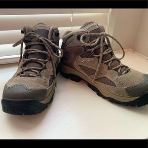 Columbia Women’s Hiking Boots